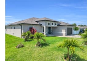 4201 4th Street, Lehigh Acres, FL 33976 Sold 06/27/25