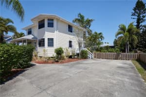 8225 Harrisburg Drive, Fort Myers, FL 33967 Sold 08/29/25