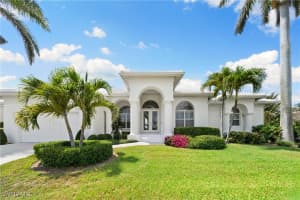 529 Tigertail Ct, Marco Island
