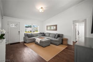 206 Willowick Drive, Naples, FL 34110 Sold 06/16/25