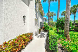 4241 Lake Forest Drive, Bonita Springs, FL 34134 Sold 07/28/25