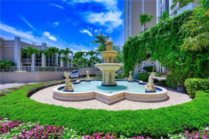 7117 Pelican Bay Boulevard, Naples, FL 34108 - MLS#225041378