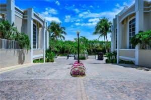 7117 Pelican Bay Boulevard, Naples, FL 34108 - MLS#225041378