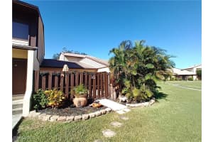 628 12th Court, Cape Coral, FL 33990 - MLS#225041402
