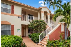 6605 Huntington Lakes Cir 203, Naples
