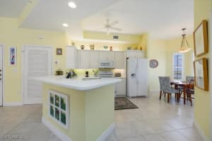 401 Bayfront Place, Naples, FL 34102 - MLS#225041442