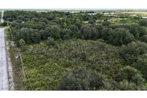 1118 Abbott Avenue, Lehigh Acres, FL 33972 - MLS#225041535