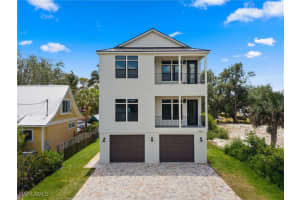 4451 Tarpon Ave, Bonita Springs