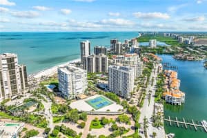 4401 GULF SHORE Boulevard, Naples, FL 34103 - MLS#225041601