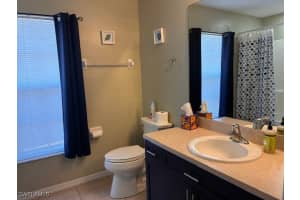 829 10th Lane, Cape Coral, FL 33909 - MLS#225041625