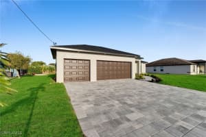 1006 6th Avenue, Cape Coral, FL 33991 - MLS#225041626