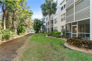 290 Naples Cove Drive, Naples, FL 34110 - MLS#225041645