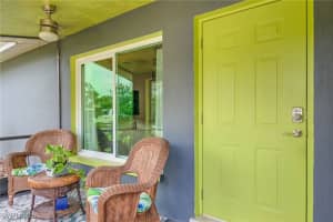 1877 Queen Court, North Fort Myers, FL 33917 - MLS#225041646
