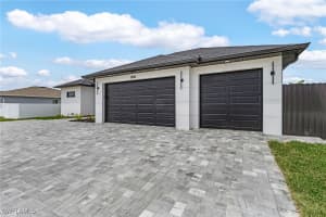 806 Santa Barbara Boulevard, Cape Coral, FL 33991 - MLS#225041649