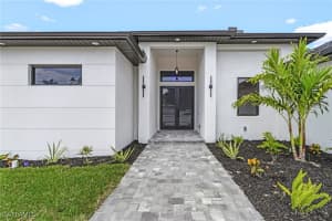 806 Santa Barbara Boulevard, Cape Coral, FL 33991 - MLS#225041649