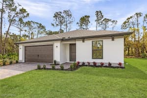 828 Woodridge Circle, Fort Myers, FL 33913 Sold 09/25/25