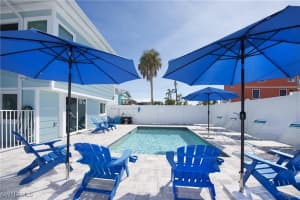 5440 Palmetto St, Fort Myers Beach