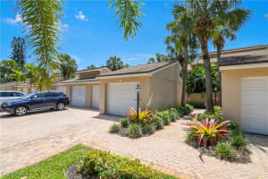 220 FOXTAIL Court, Naples, FL 34104 Sold 06/16/25