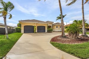 1708 Beach Pkwy W, Cape Coral