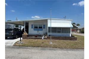 9000 Arbor Dr, North Fort Myers