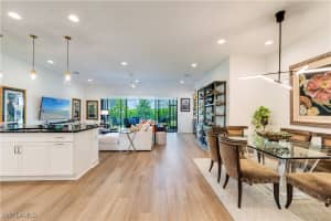 12814 Hawkins Dr, Estero