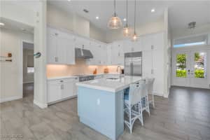 540 Fieldstone Drive, Marco Island, FL 34145 - MLS#225041882