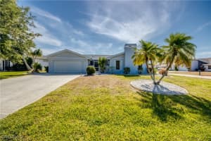 627 20th Place, Cape Coral, FL 33990 - MLS#225041889