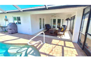 541 110th Avenue, Naples, FL 34108 - MLS#225041891