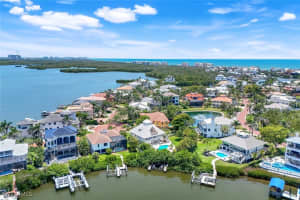 203 San Mateo Dr, Bonita Springs