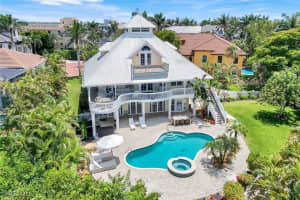 203 San Mateo Drive, Bonita Springs, FL 34134 - MLS#225041978