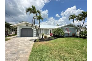 41 Fairview Boulevard, Fort Myers Beach, FL 33931 Sold 07/15/25