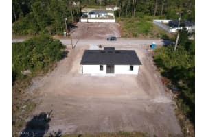 463 Latic Avenue, Lehigh Acres, FL 33974 - MLS#225042050