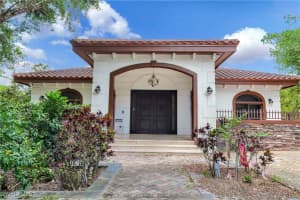 2605 64th St Sw, Naples