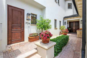 16653 Toscana Circle, Naples, FL 34110 Sold 08/15/25