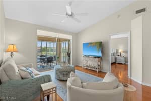 6660 Huntington Lakes Cir 204, Naples