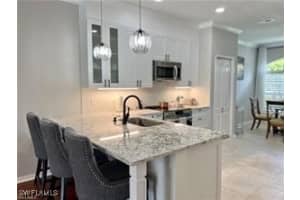 1812 Avian Court, Naples, FL 34119 - MLS#225042188