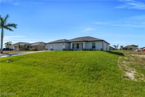 110 10th Street, Cape Coral, FL 33993 Sold 07/18/25