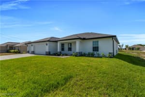 110 10th Street, Cape Coral, FL 33993 Sold 07/18/25