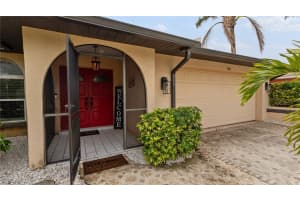 306 21st Lane, Cape Coral, FL 33990 - MLS#225042222