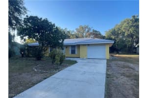 4038 Rainbow Circle, Labelle, FL 33935 Sold 06/05/25