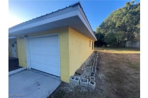 4038 Rainbow Circle, Labelle, FL 33935 Sold 06/05/25