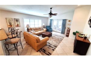 541 110th Avenue, Naples, FL 34108 - MLS#225042245