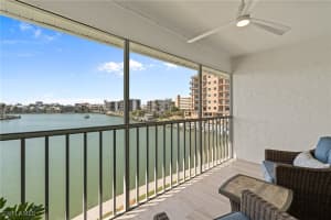 10682 Gulf Shore Dr C301, Naples