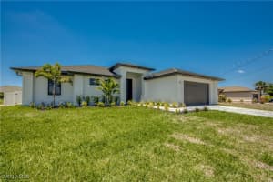 10 13th Place, Cape Coral, FL 33993 Sold 08/19/25