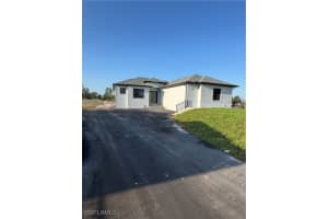 2520 43rd Ave Ne, Naples