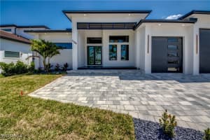 5254 Tamiami Court, Cape Coral, FL 33904 - MLS#225042333