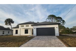 2810 44 Street, Lehigh Acres, FL 33976 - MLS#225042346