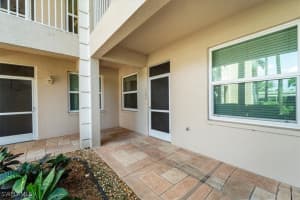 9200 Highland Woods Boulevard, Bonita Springs, FL 34135 Sold 06/12/25