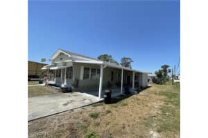 123 Flame Lane, North Fort Myers, FL 33917 - MLS#225042394