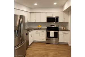 428 Meadowlark Lane, Naples, FL 34105 Sold 12/01/25